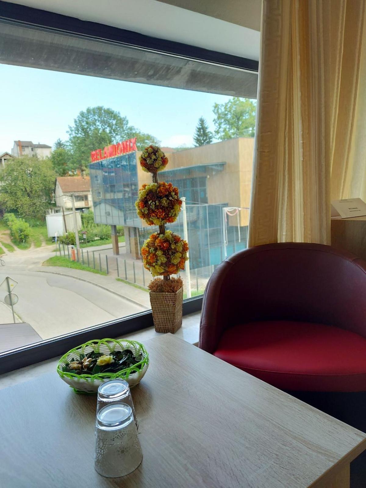 Hotel Irish Bihac Ngoại thất bức ảnh