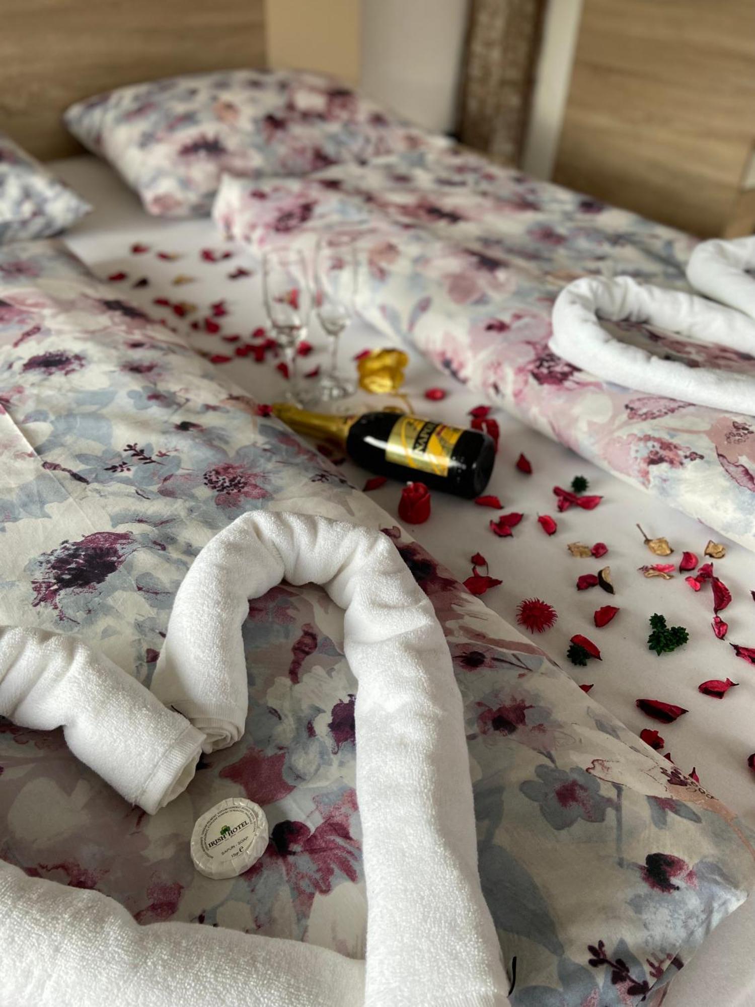 Hotel Irish Bihac Ngoại thất bức ảnh