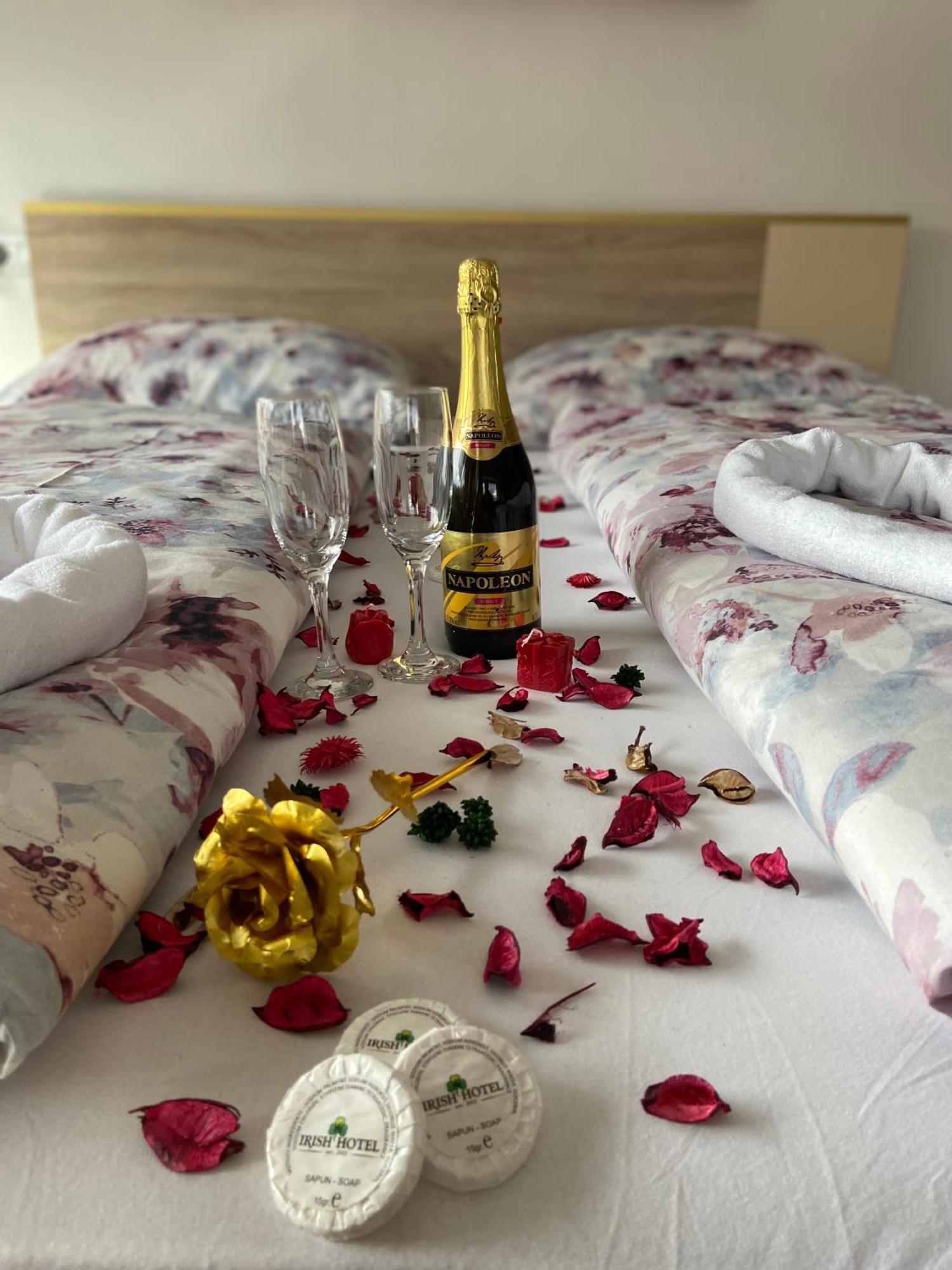 Hotel Irish Bihac Ngoại thất bức ảnh