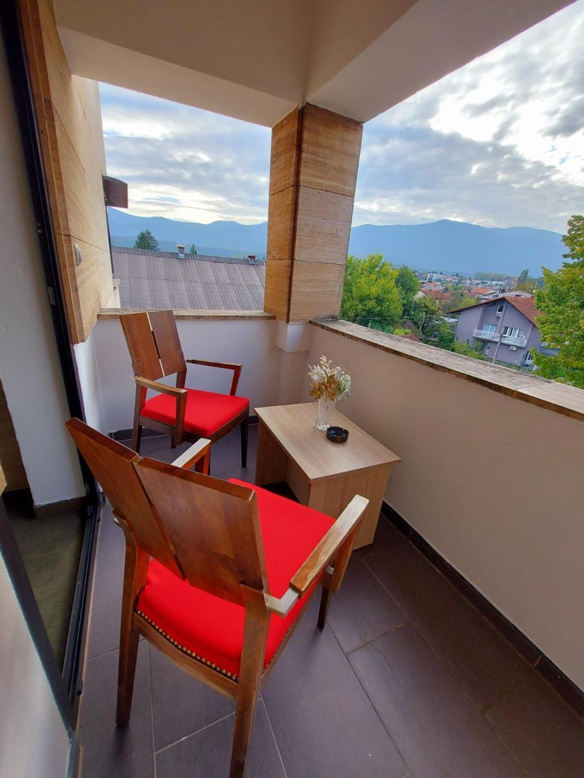 Hotel Irish Bihac Ngoại thất bức ảnh