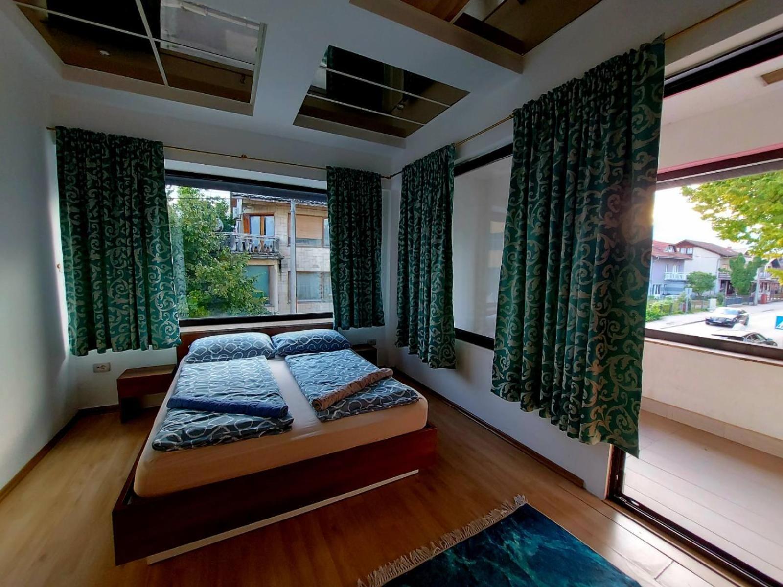 Hotel Irish Bihac Ngoại thất bức ảnh